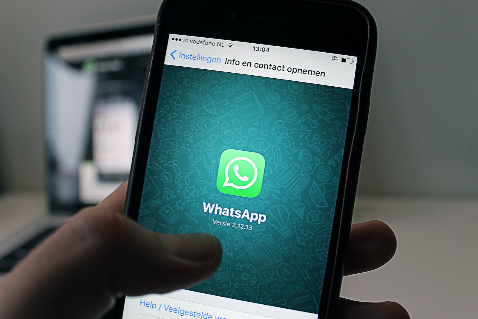 WhatsApp Videos Engraçados, Software