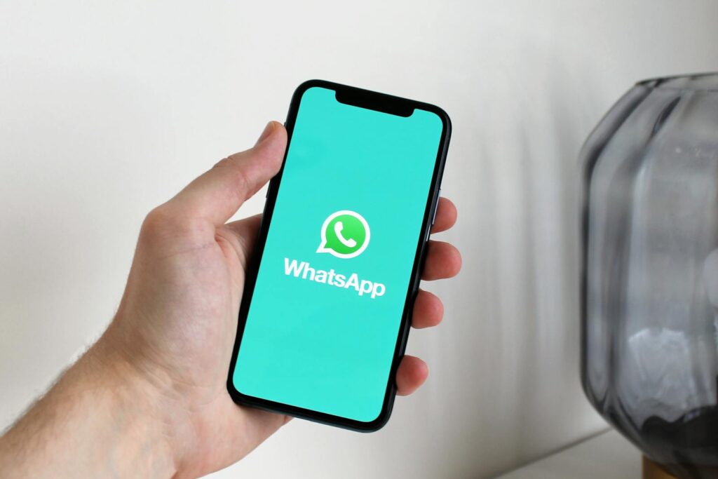 mensagem de ausência whatsapp