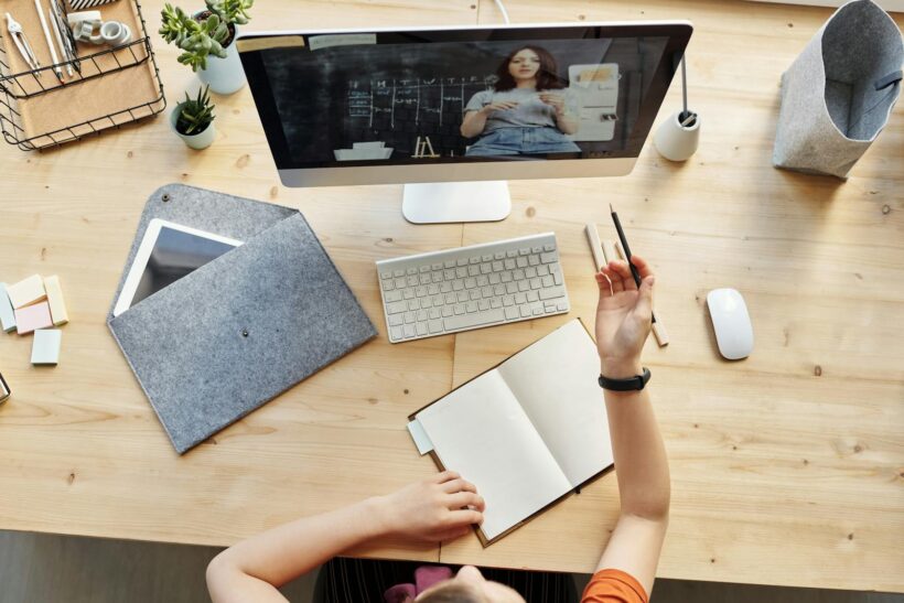 como escolher tema para curso online
