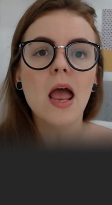 Karyne Viola - infoprodutora do canal de Youtube "Karyne Viola".