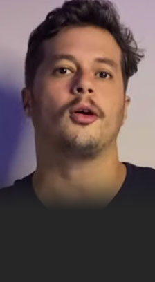 Vini - infoprodutor do canal de Youtube "Eu Aprendi Na Internet".